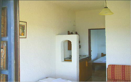 Blick vom Wohnzimmer zur Kchenecke